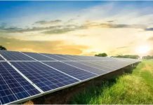 यापुढे पावसाची प्रतीक्षा नाही: नाशिकच्या तरुणांनी सौर कौशल्याने नवे भविष्य घडवले