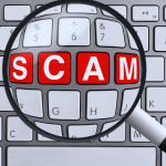 मुंबईतील नर्सने फेसबुक जाहिरातीद्वारे 299 रुपयांच्या ड्रेस घोटाळ्यात 1 लाख रुपयांची फसवणूक केली