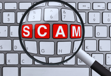 मुंबईतील नर्सने फेसबुक जाहिरातीद्वारे 299 रुपयांच्या ड्रेस घोटाळ्यात 1 लाख रुपयांची फसवणूक केली