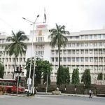 मंत्रालयाच्या टाकीत एकही मांजर बुडाले नाही, असे पीडब्ल्यूडीचे म्हणणे आहे