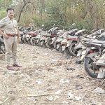 धूळखात पडलेल्या १०९ जुन्या वाहनांचा वाहतूक पोलीस करणार लिलावा : जप्त वाहनांवरील दंडात्मक रक्कम भरून वाहने घेऊन जाण्यासाठी शेवटची संधी