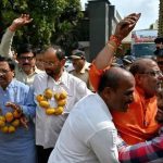 आंबा, काजू उत्पादक शेतकरी जास्त मोबदला घेतात