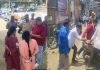 अवैधरित्या सुरू असलेले पार्किंग महानगरपालिकेने केले सील : रस्त्यावर उभ्या करून ठेवलेल्या वाहनांवर देखील दंडात्मक कारवाई : रस्ता केला मोकळा