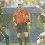 FIFA 2026 विश्वचषक: प्रचंड गडगडाटी वादळ आणि विजेचा कडकडाट थांबल्यानंतर फ्रान्स विरुद्ध इराक हा पहिला हवामान विलंबित सामना ठरला