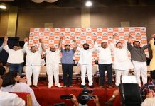 ऑपरेशन टायगर फत्ते: चौकार नाही, थेट षटकार : सहा खासदारांच्या प्रवेशाने शिंदेंची शिवसेना आणखी भक्कम