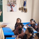 उल्हासनगर महानगरपालिका आयुक्त मनिषा आव्हाळे यांची मनपा शाळा क्र. २४ ला भेट; ‘घे भरारी’ उपक्रमाच्या प्रभावी अंमलबजावणीचा घेतला आढावा